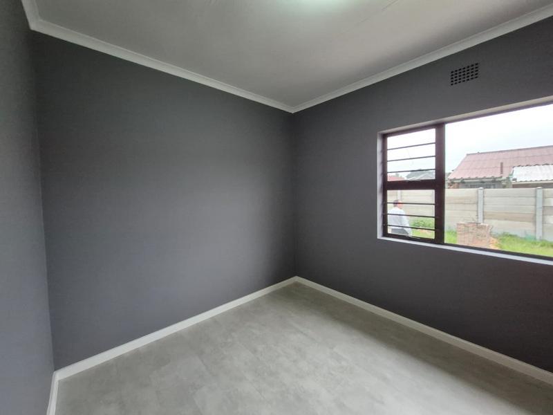 To Let 4 Bedroom Property for Rent in Da Nova Western Cape